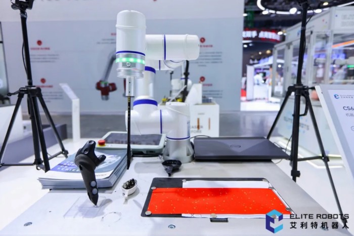 艾利特机器人数字孪生